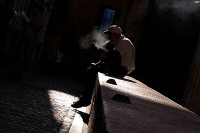 Give up smoking for better sex life: Study