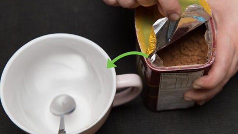 How to Make Peppermint Hot Chocolate