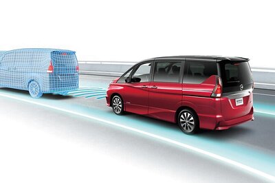 Nissan Rolls Out Auto-Drive System as Tesla Hit by Probe