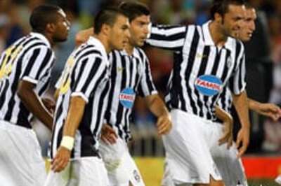 Juventus win, back in top flight