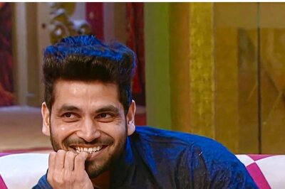 Shiv Thakare Gets Royal Welcome at Hometown After Bigg Boss 16