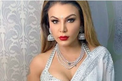 Rakhi Sawant's Gangubai Kathiawadi Avatar is Super Hit Among Fans -- Watch