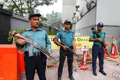 Bangladesh Police Say 9 Islamic State Militants Killed in Raid in Dhaka