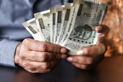 Saving More, Child’s Education, Jobs: Axis My India Survey Reveals What's on Minds of Indian Consumers in 2023