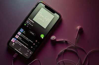 Spotify Now Offers 'Comments' Feature For Podcasts
