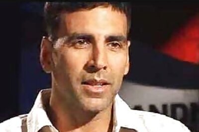 Akshay does a John Travolta in Action Replayy