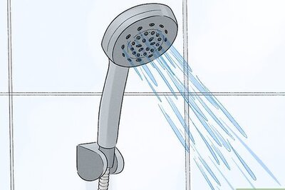 How to Motivate Yourself to Shower (Even When You Don't Want To)