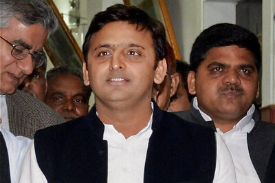 Akhilesh Yadav reviews situation in flood-affected districts in UP