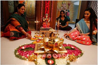 Rangoli: This Festive Season, Decorate Your House with Colourful Rangoli