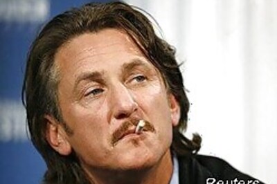 Sean Penn lights up, hotel fined
