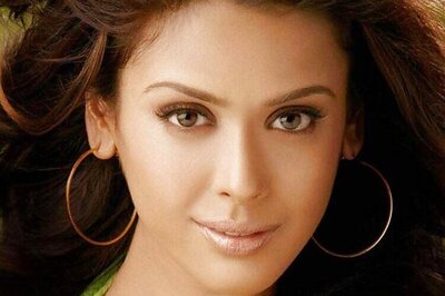  'chehere' showcases typical aspects of our industry: Hrishita Bhatt