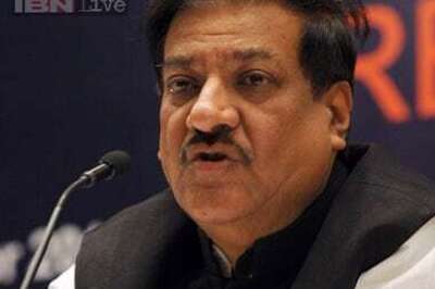 Maharashtra Cabinet expansion put on hold