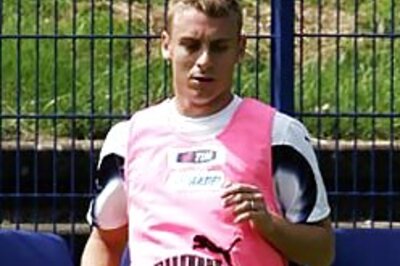 FIFA ban De Rossi for four matches