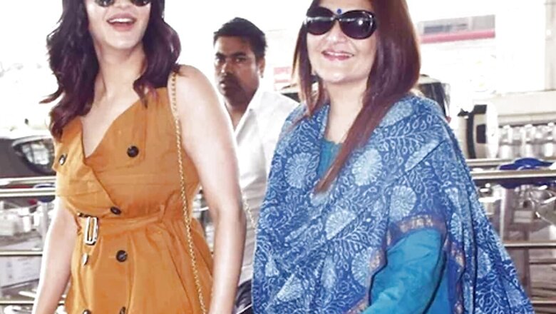 Sarika Thakur Reveals She Ran Out of Money During Lockdown, Theatre Barely Paid