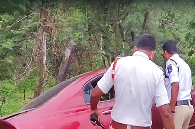 Hyderabad: Speeding Car Loses Control, Rams Into 3 Women on Morning Walk; 2 Dead | WATCH