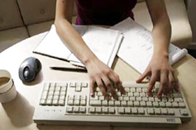 50 per cent of consumers in Delhi-NCR search online but buy offline