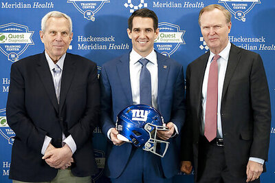 Brian Flores Talks To Giants About Vacant Head Coaching Job