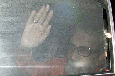 Bal Thackeray discharged from hospital