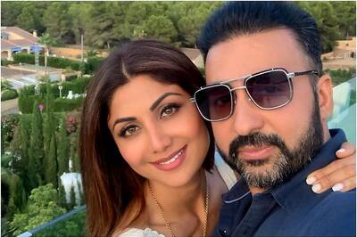 Shilpa Shetty and Raj Kundra Accused of Cheating In 'Gold Scam' By NRI