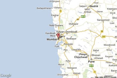 Car rams into truck at Mumbai-Pune Expressway, 3 dead