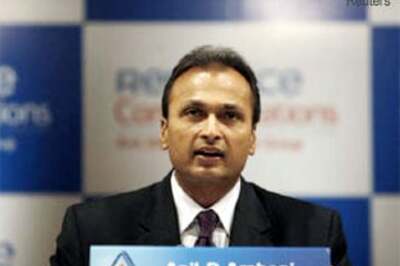 Anil Ambani group snaps ties with chopper maintenance firm