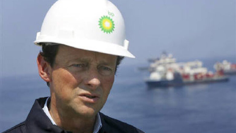 BP chief vows to stay, sees progress in oil spill