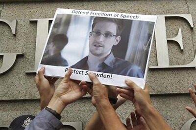 Venezuela says Snowden has still not formally responded to asylum offer