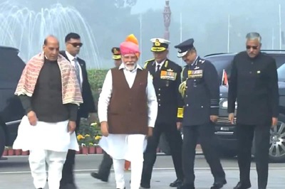 On 75th Republic Day, PM Modi's Yellow Colour 'Bandhani' Turban is All About 'Lord Ram' | Details