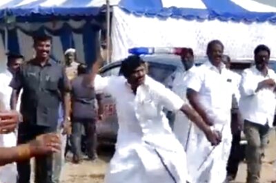 Tamil Nadu: DMK Minister Lands in Row Over 'Stone' Hurling Incident