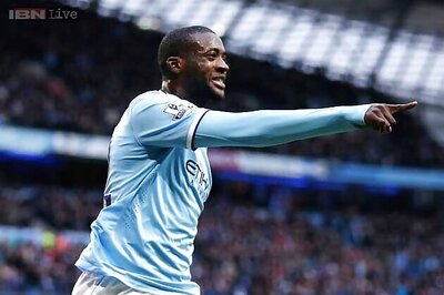 Yaya Toure scores three as Man City thrash Fulham 5-0