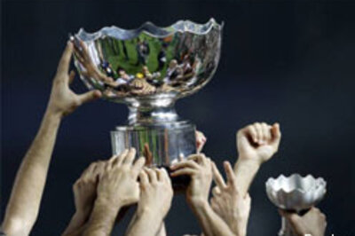 War-ravaged Iraq win Asia's top football title