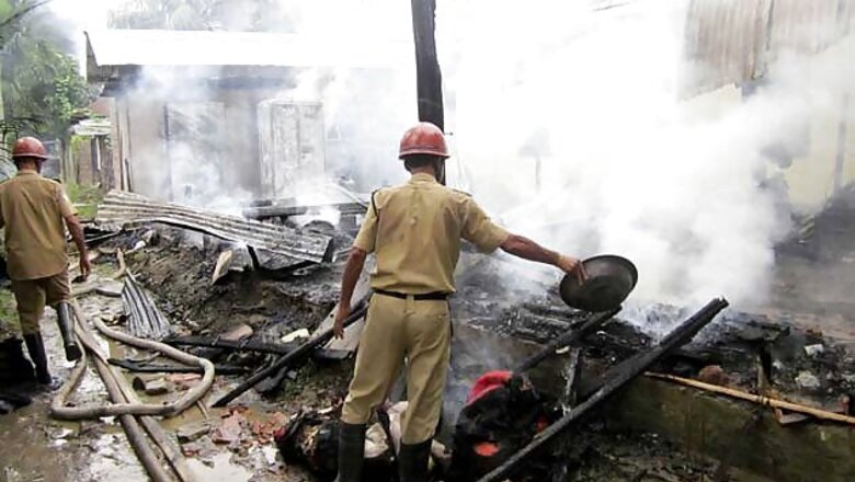 Ex-guerrilla killed; Kashmir grenade blast injures two
