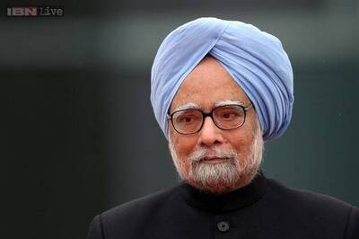 Manmohan Singh congratulates Nepal's new PM