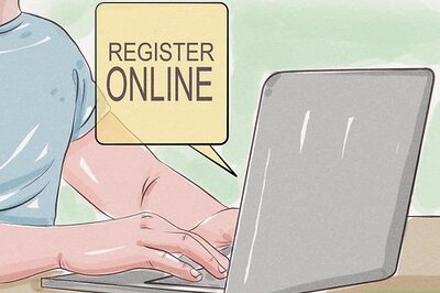 How to Buy Wholesale Clothing