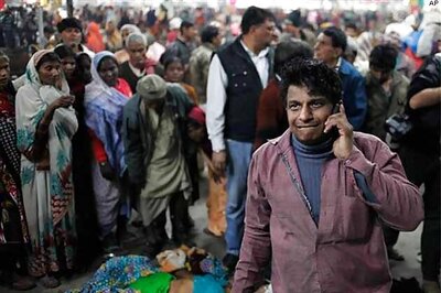 Allahabad stampede: Azam Khan blames news channels for panic