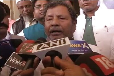 Bihar Minister Asks Crowd to Beat PM Modi's Picture With Slippers