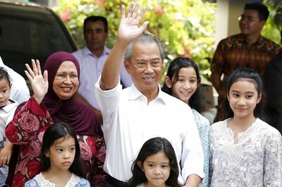 Malaysia's Mahathir Mohamad out as Former Interior Minister Muhyiddin Yassin is Named PM