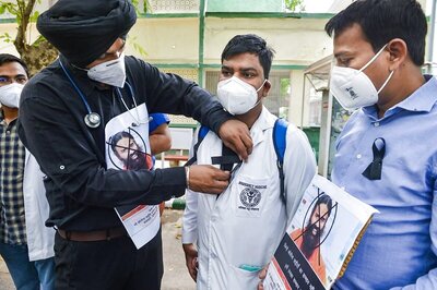 FIR Against Yoga Guru Ramdev for Spreading 'False Information' on Allopathy