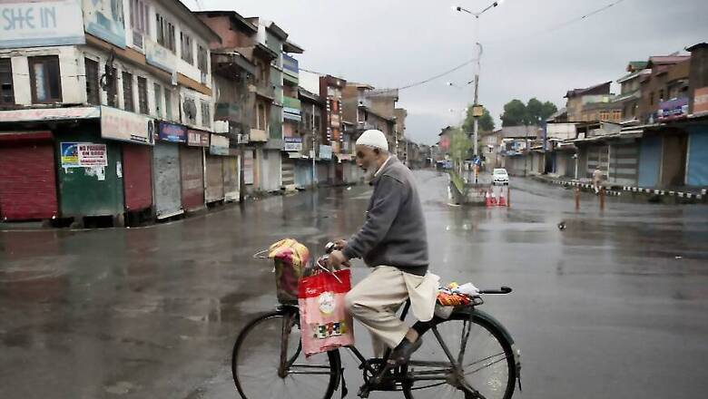 UN Human Rights Experts Urge India to End 'Communication Shutdown' in Kashmir