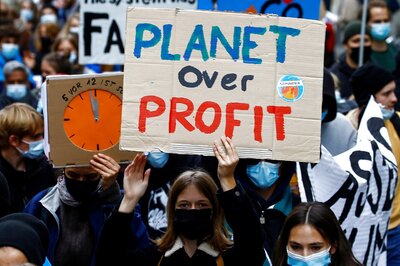 Hurtling Towards 3°C Warming: IPCC Issues Clarion Call to Shun Fossils as Emissions Reach Record High