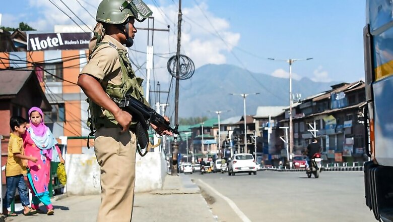 Communications Likely to Resume as Govt Mulls Relaxing Prohibitory Orders in J&K on Friday