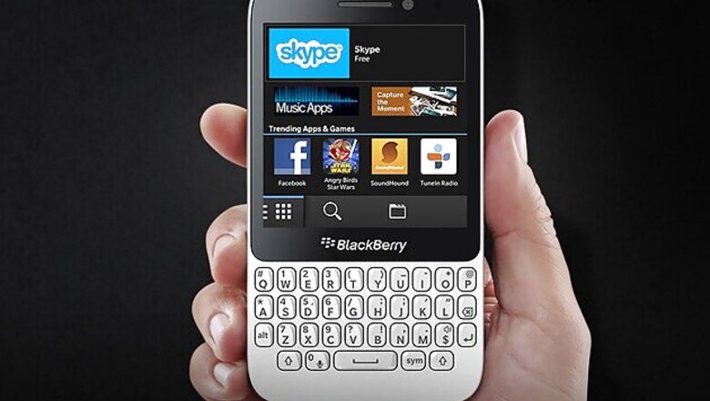 BlackBerry Q5 price slashed, now available for Rs 19,990
