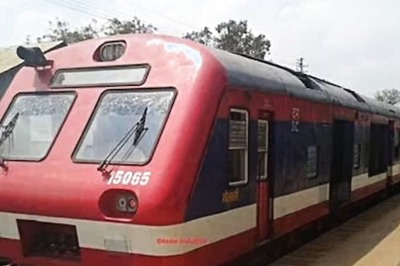 Railway Unions Threaten to Stop All Trains from May 1 if Old Pension Scheme Not Implemented