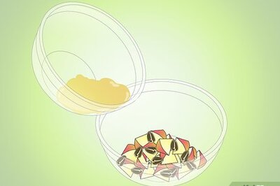 How to Make a Birthday Cake for Small Rodents