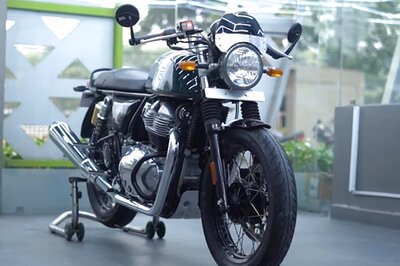 This Royal Enfield Aftermarket Modification Kit by MK Designs Accentuates its Retro Theme