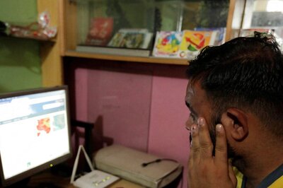 Pakistan’s Internet Users Likely To Face Slow Speeds Due to Fault In Undersea Cable