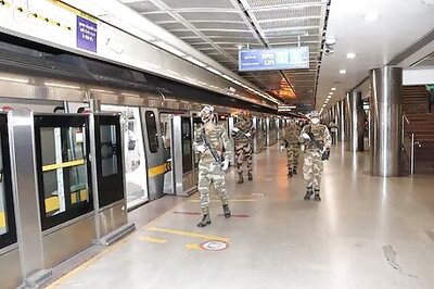 As Lockdown Restrictions Relax, Delhi Metro Stations Witness Long Queues