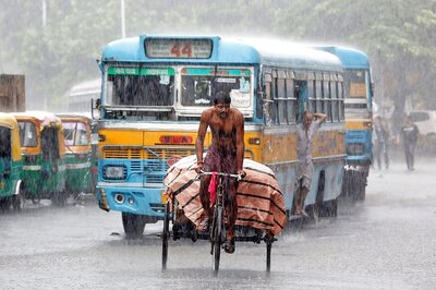 18 Killed, Several Injured As Thunderstorm Wreaks Havoc in Kolkata & Adjoining Areas