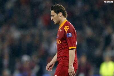 Totti, Toni left off Italy 30-man World Cup squad