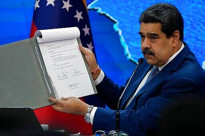 Venezuelan Government, Opposition Leaders Continue Dialogue